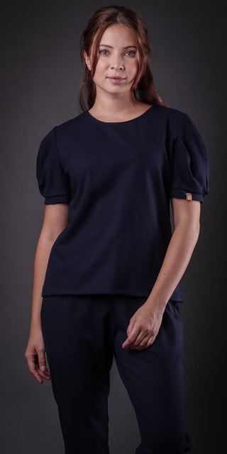 Filipina Navy Cosmopolitan